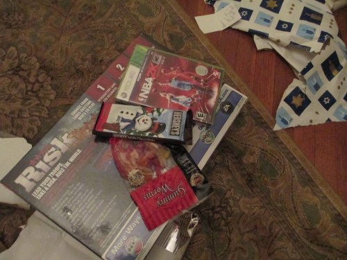 Hannukah 2012 disppointed kids