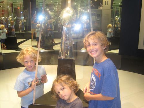 football hall of fame with kids carpoolcandy.com
