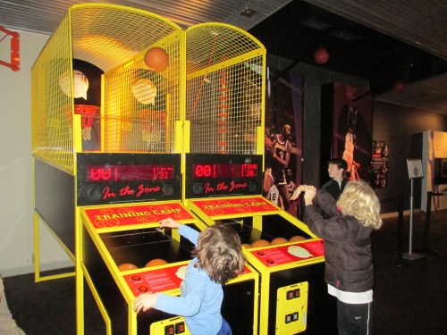 basketball hall of fame with kids carpoolcandy.com