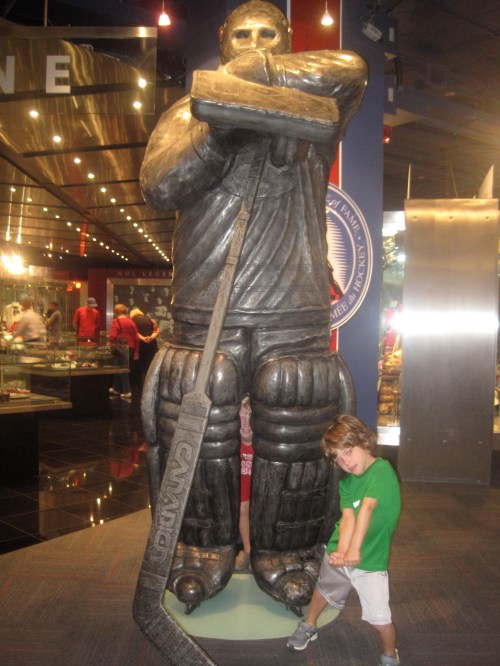 hockey hall of fame with kids carpoolcandy.com