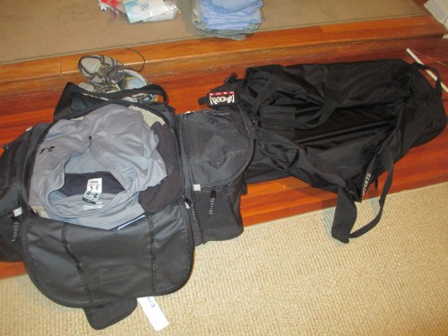 empty suitcase packing sucks on carpoolcandy.com