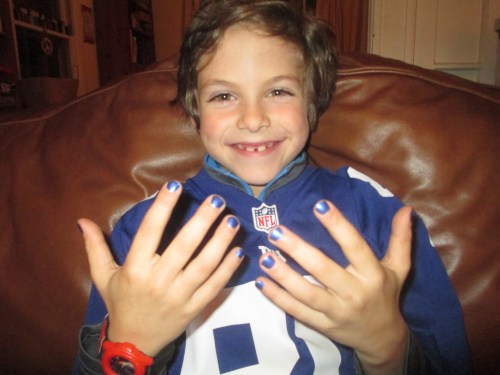 boy wearing nail polish on carpoolcandy.com
