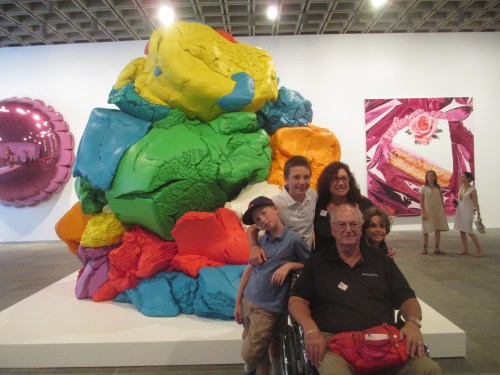 Jeff Koons exhibit on carpoolcandy.com