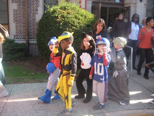 Lame Halloween costumes on Carpoolcandy.com