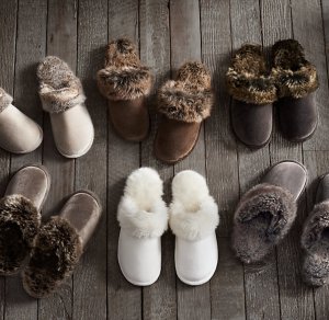 Restoration Hardware faux fur slippers on carpoolcandy.com