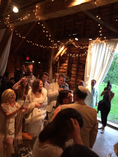 Country wedding in a barn on carpoolcandy.com