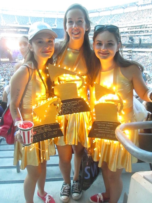 These girls were dressed as Grammys!