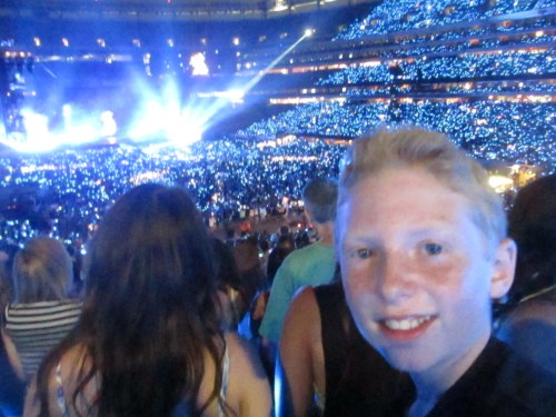 Taylor Swift 1989 concert MetLife Stadium NJ on carpoolcandy.com