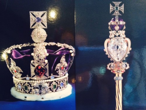 crown jewels Tower of London with kids on carpoolcandy.com