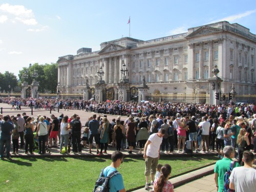 Buckingham Palace on carpoolcandy.com