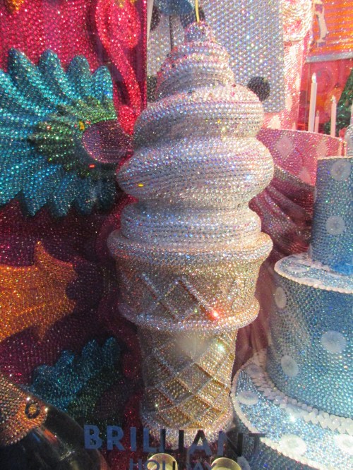 Bergdorf Goodman holiday windows on carpoolcandy.com